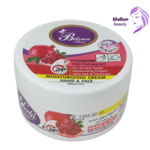 کرم کاسه‌ای مرطوب‌کننده انار ۲۵۰ میل یکی از محبوب‌ترین محصولات مراقبتی برای حفظ رطوبت و نرمی پوست است که با ترکیبات مغذی و خاصیت آنتی‌اکسیدانی خود، به بهبود وضعیت پوست دست و صورت کمک می‌کند. این کرم با فرمولاسیون غنی شده از عصاره طبیعی انار و ویتامین‌های مورد نیاز پوست، برای استفاده‌ی روزانه و انواع پوست‌ها کاملاً مناسب است و می‌تواند پوست را در برابر خشکی، زبری و عوامل آسیب‌زای محیطی محافظت کند.